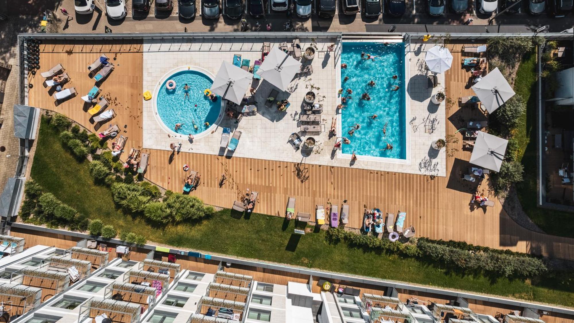 Apartamenty Sun & Snow Nadmorskie Tarasy Z Basenem كولوبرزيغ المظهر الخارجي الصورة